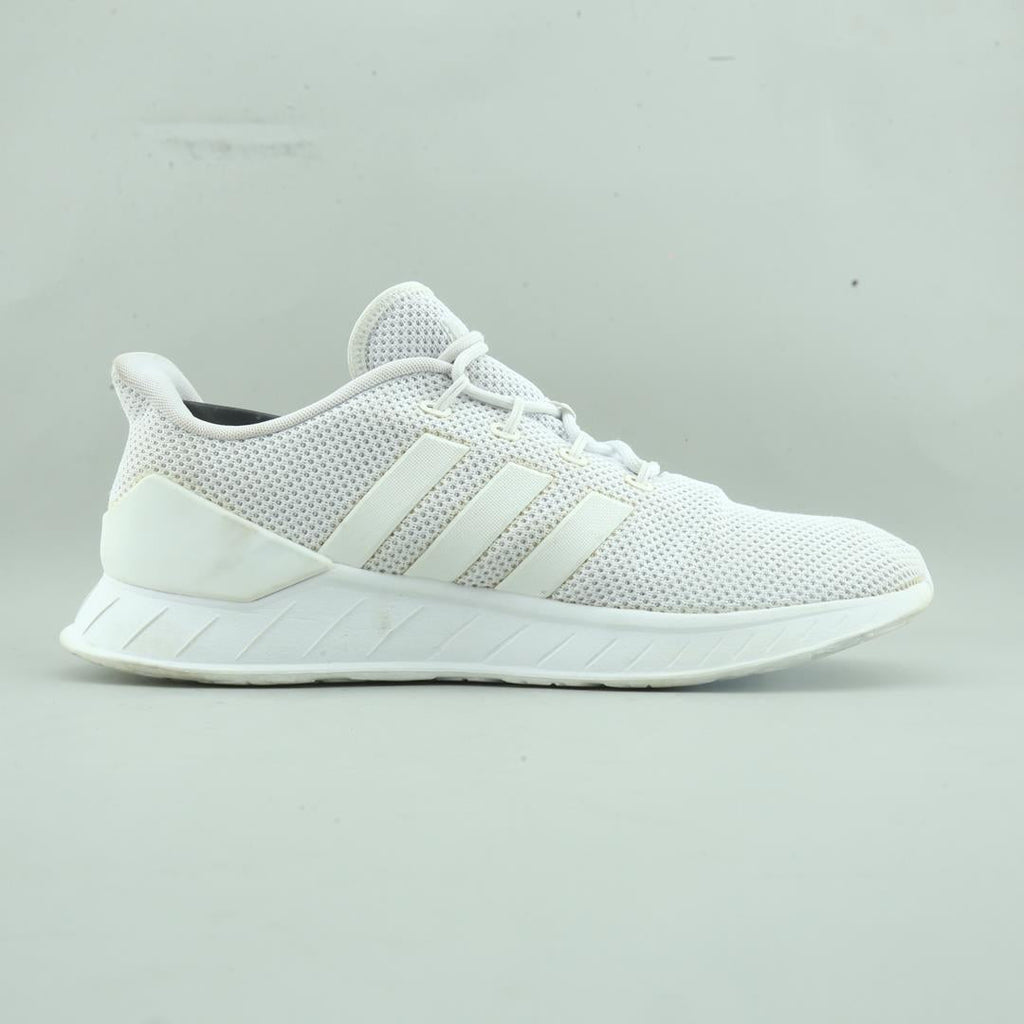 ADIDAS  QUESTAR FLOW NXT