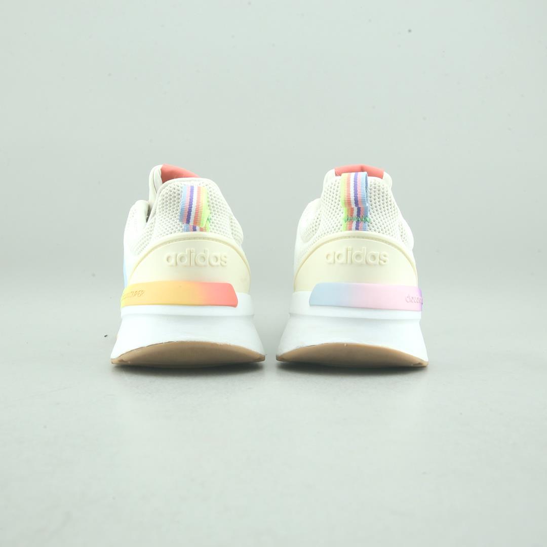 ADIDAS  RACER TR21