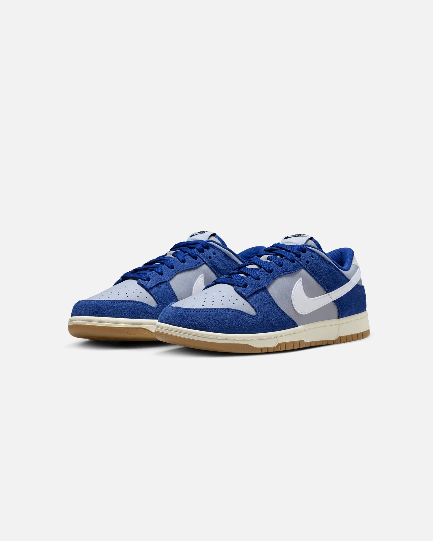 Nike Dunk Low Retro SE Grey