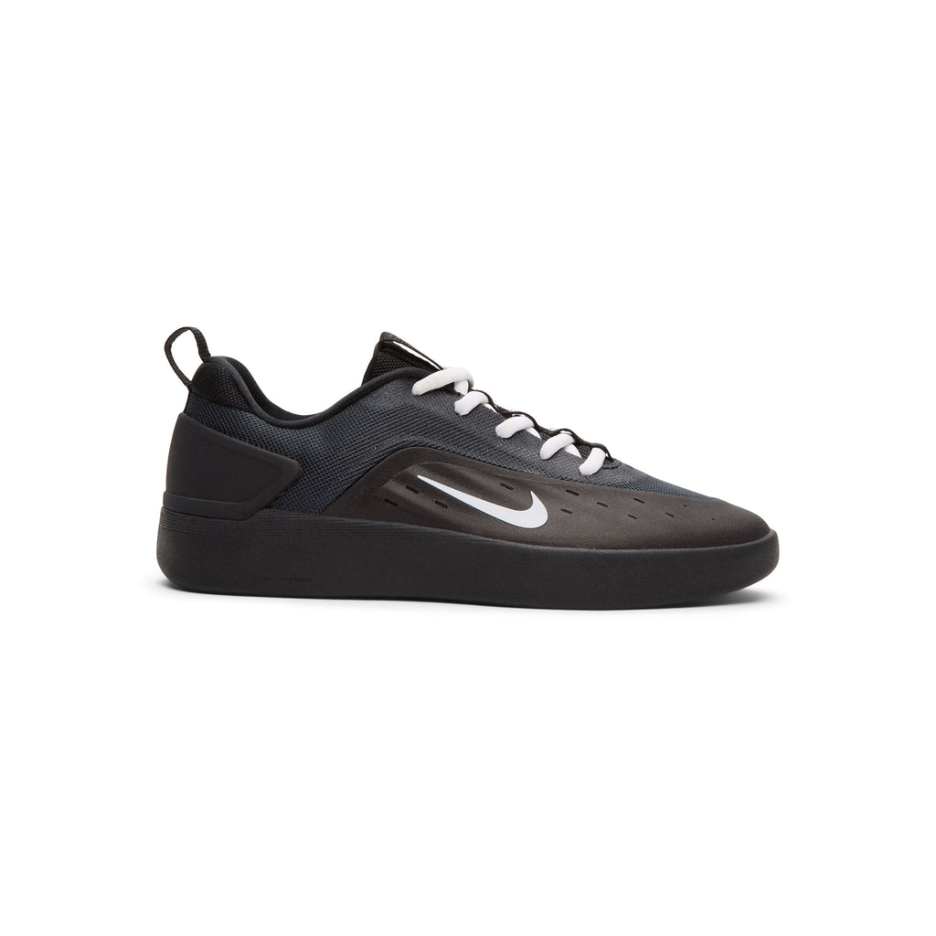 Nike SB Zoom Nyjah 4 (Black/White)