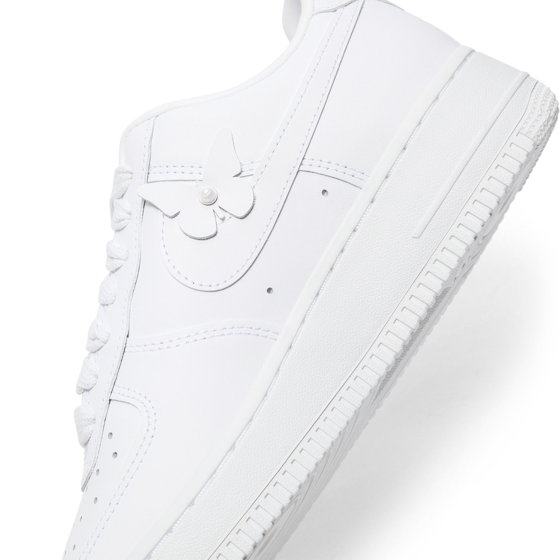 Nike Womens Air Force 1 Low Butterfly (White)