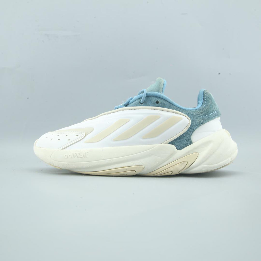 ADIDAS  OZELIA