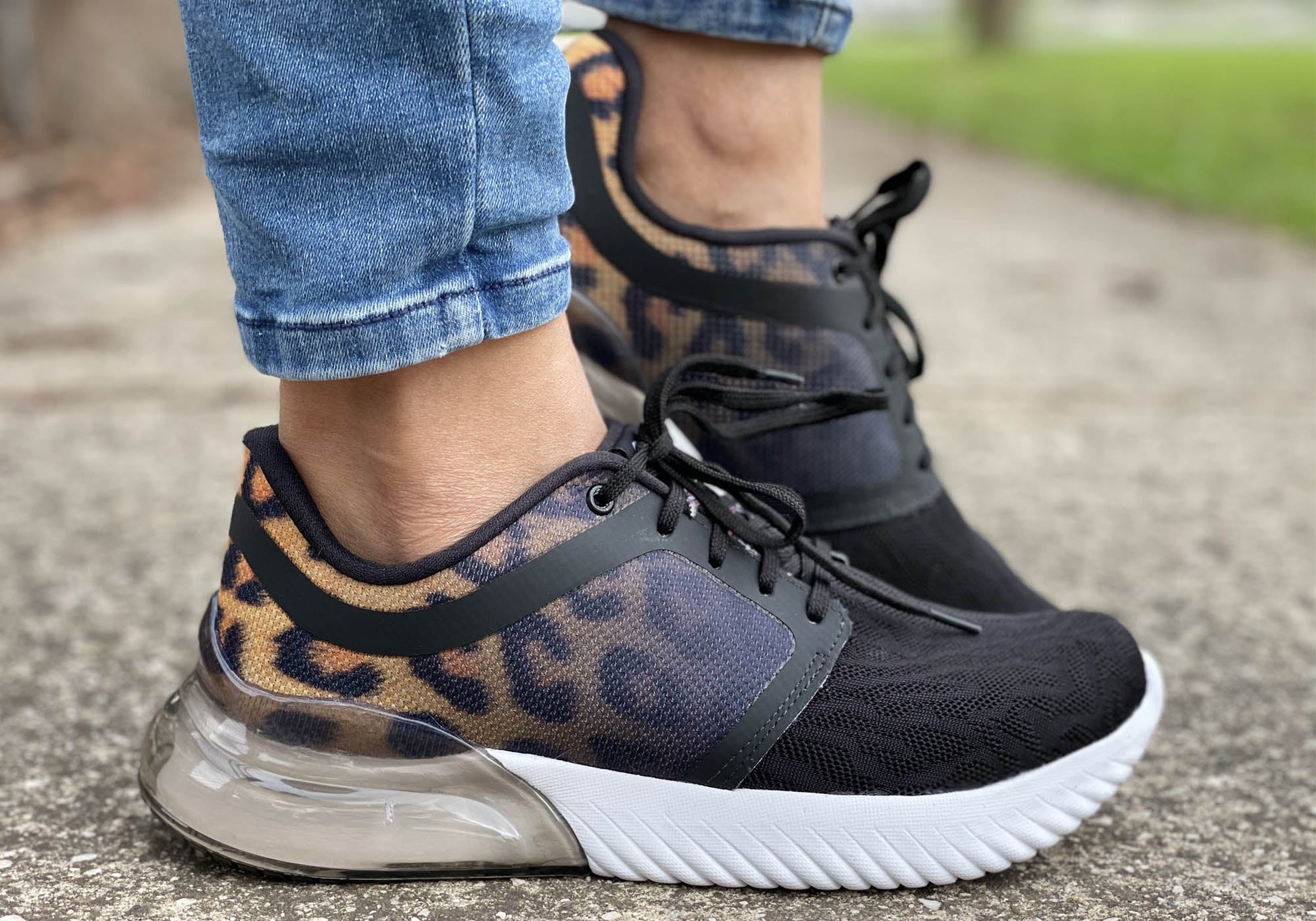 Actvitta Transcend Womens Cushioned Active Shoes Made In Brazil