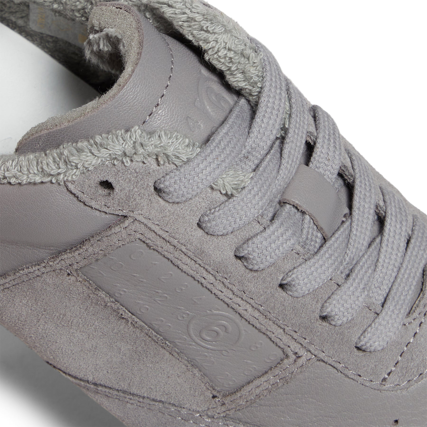 MM6 Maison Margiela Womens Anatomic Sneakers (Silver filigree)