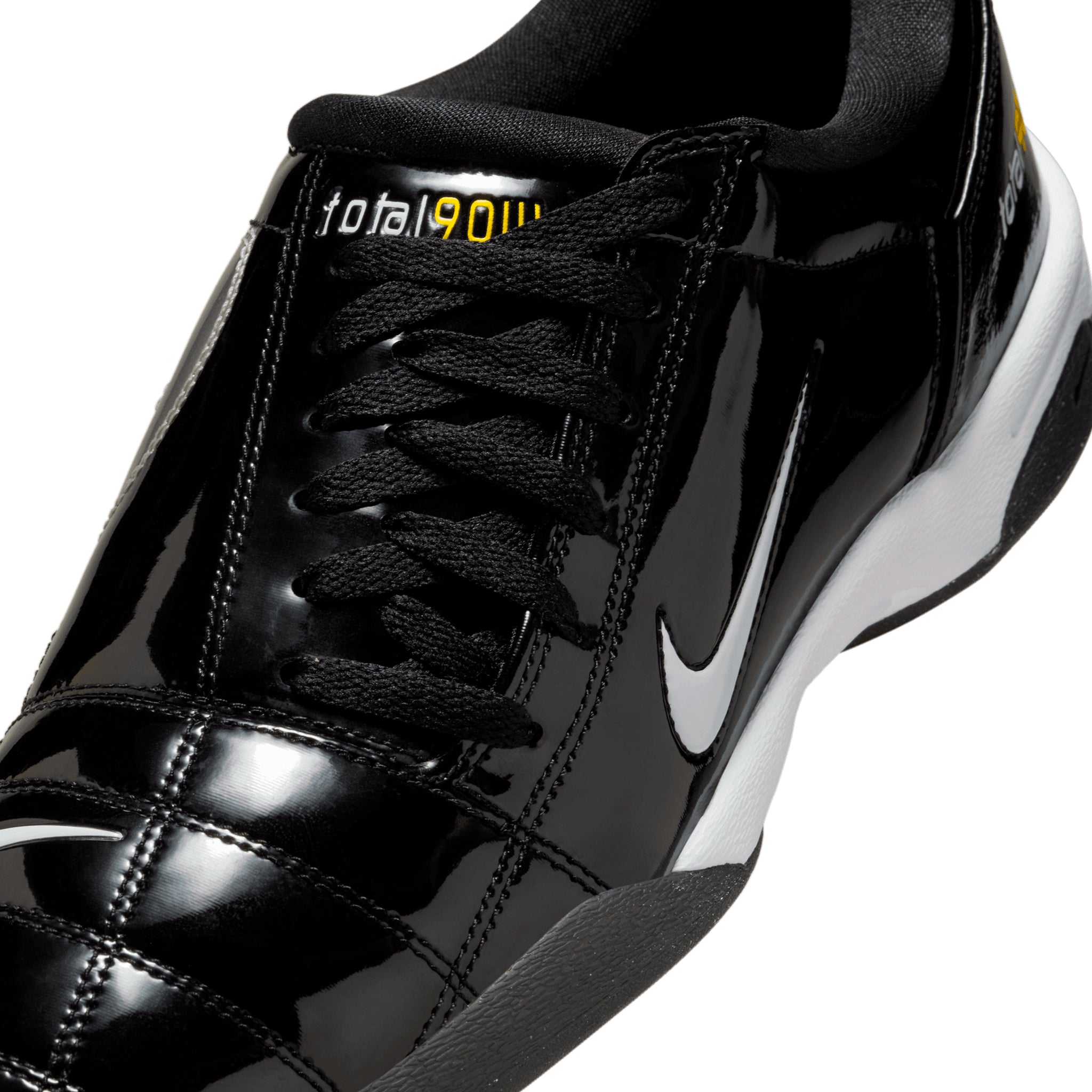 Nike Total 90 Shoes