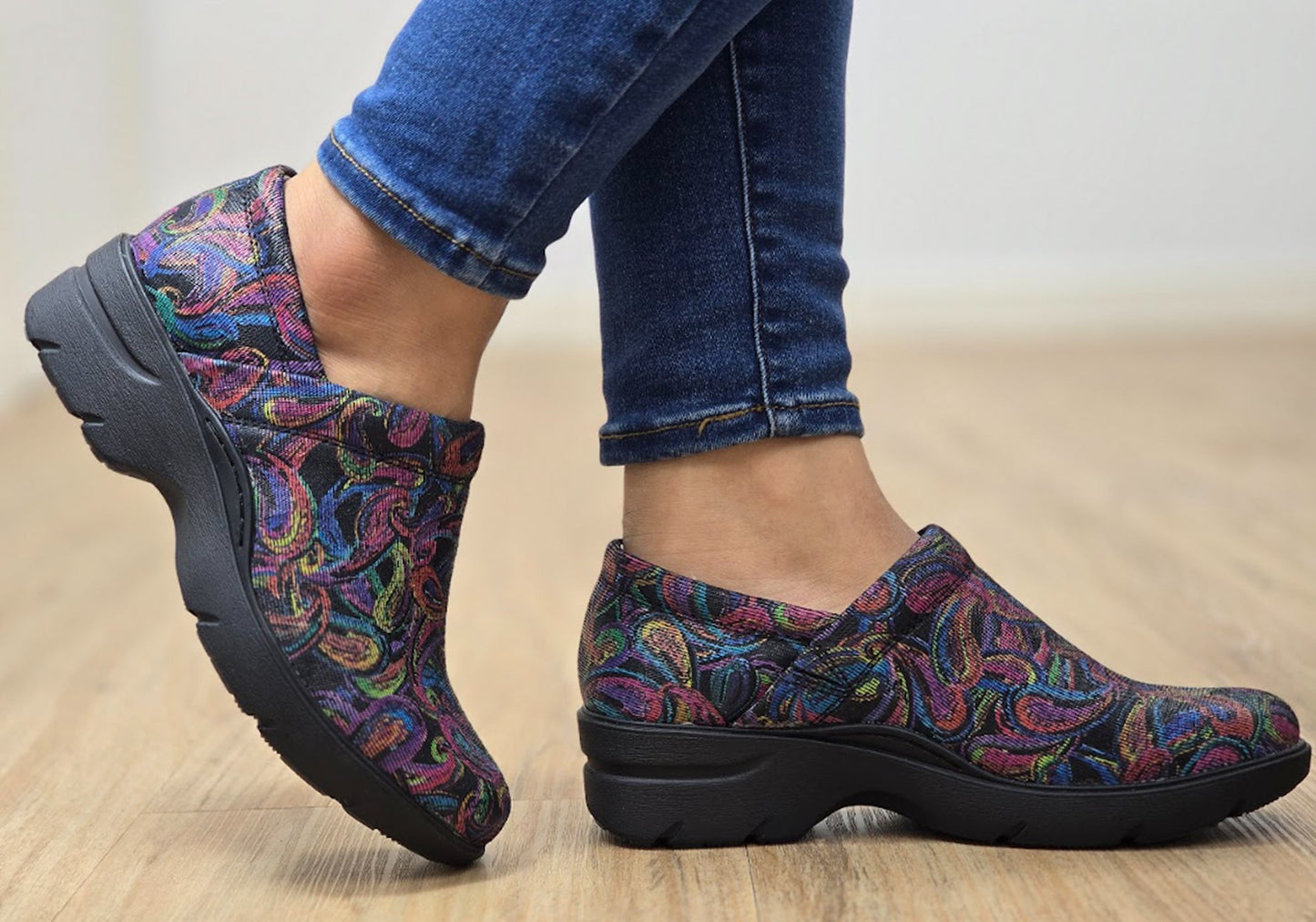 Align Indya Womens Slip On Leather Comfortable Arch Support Shoes