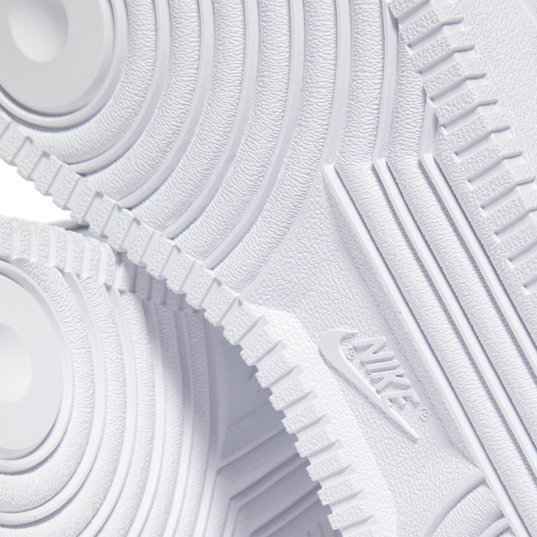 Nike Womens Air Force 1 '07 (White)