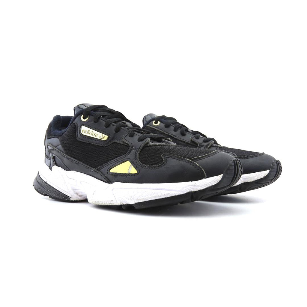 ADIDAS  FALCON